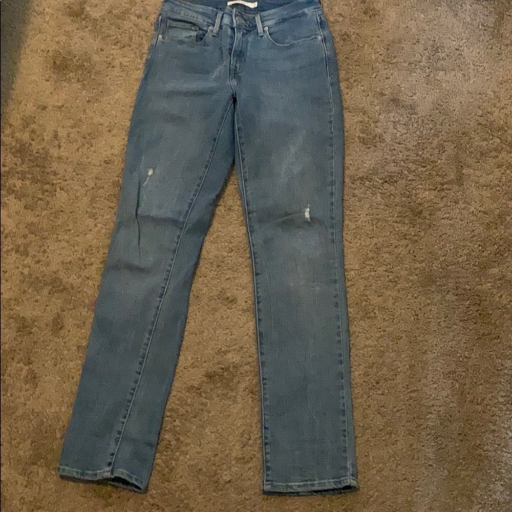 Levi’s mid rise skinny jeans
